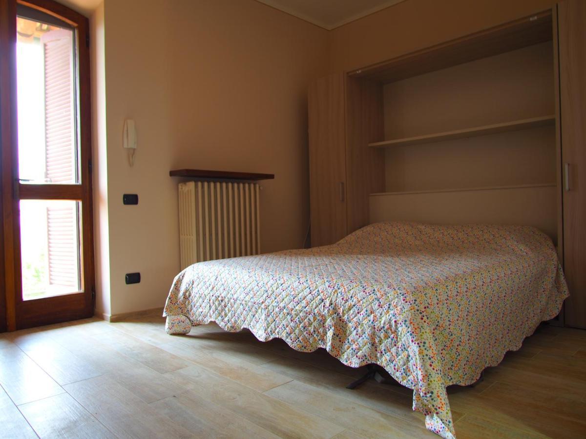 Appartement La Vigna Del Parroco à Verduno Extérieur photo