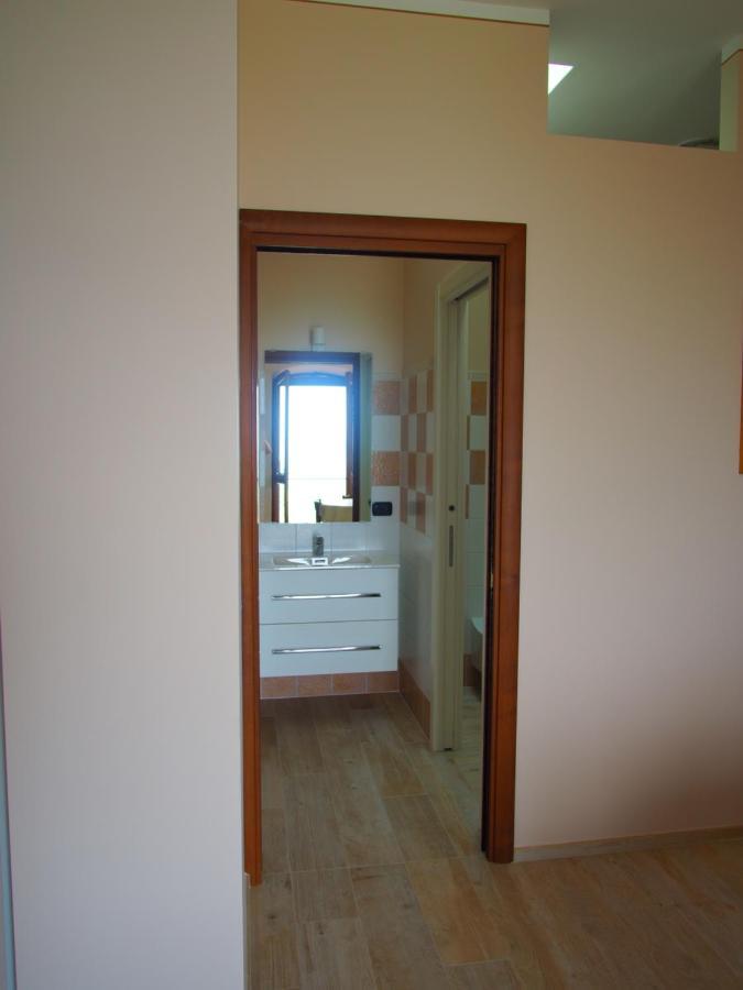 Appartement La Vigna Del Parroco à Verduno Extérieur photo
