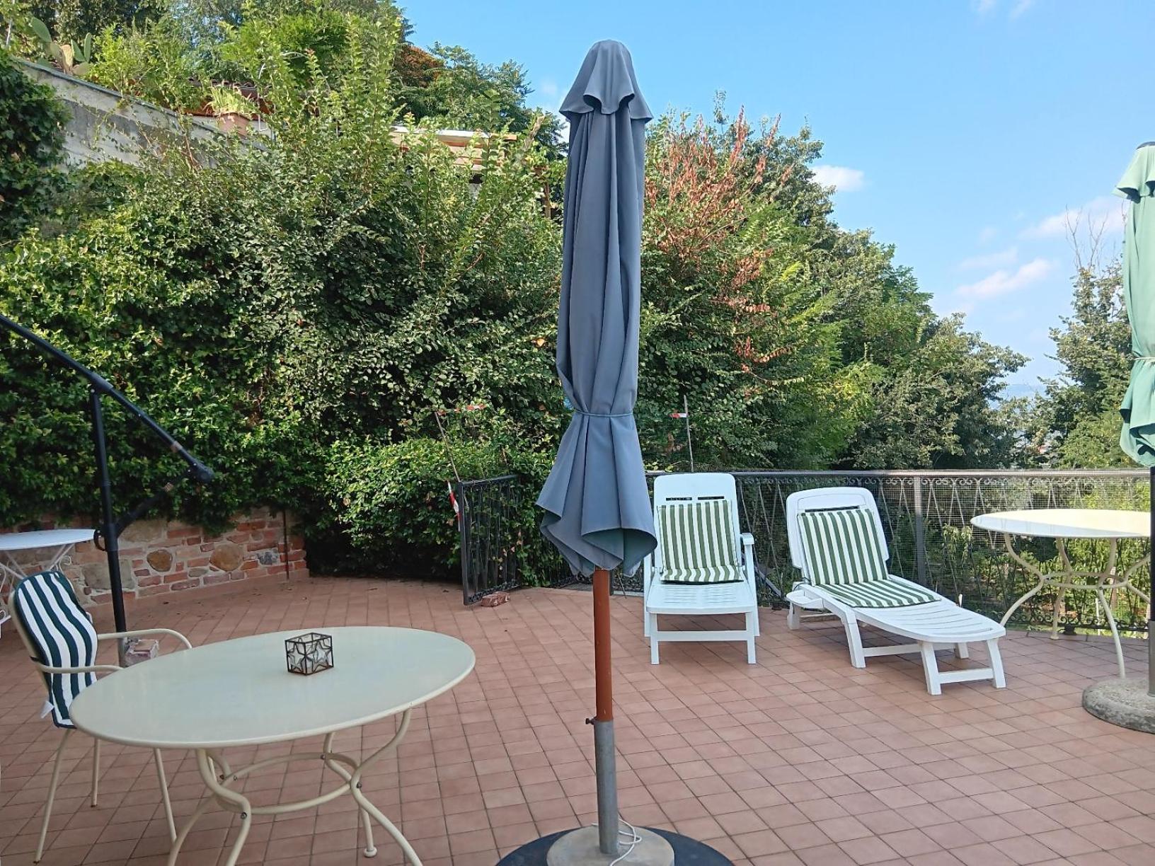 Appartement La Vigna Del Parroco à Verduno Extérieur photo